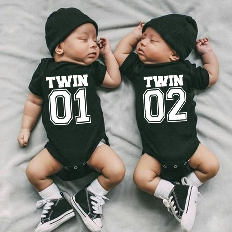 Twin 01 02 Print Twins Matching Baby Bodysuit Boys Girls Gift for Twins Twin Boys Jumpsuit Wear Unisex Newborn Baby Shower Gifts
Twin 01 02 Print Twins Matching Baby Bodysuit Boys Girls Gift for Twins Twin Boys Jumpsuit Wear Unisex Newborn Baby Shower Gifts