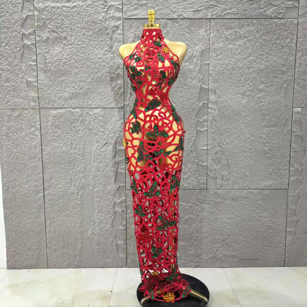 Women Sleeveless Sexy Hollow Out Shinning Rhinestones Bodycon Long Dress Backless Celebrate Nightclub Party Celebrity Stage Wear
Women Sleeveless Sexy Hollow Out Shinning Rhinestones Bodycon Long Dress Backless Celebrate Nightclub Party Celebrity Stage Wear