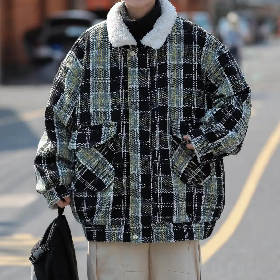 Retro American Style Lamb Fur Cotton Jacket Loose Women's Plaid Trendy Autumn Winter Coat Youth Popular Regular Sleeve Polyes...
Retro American Style Lamb Fur Cotton Jacket Loose Women's Plaid Trendy Autumn Winter Coat Youth Popular Regular Sleeve Polyes...