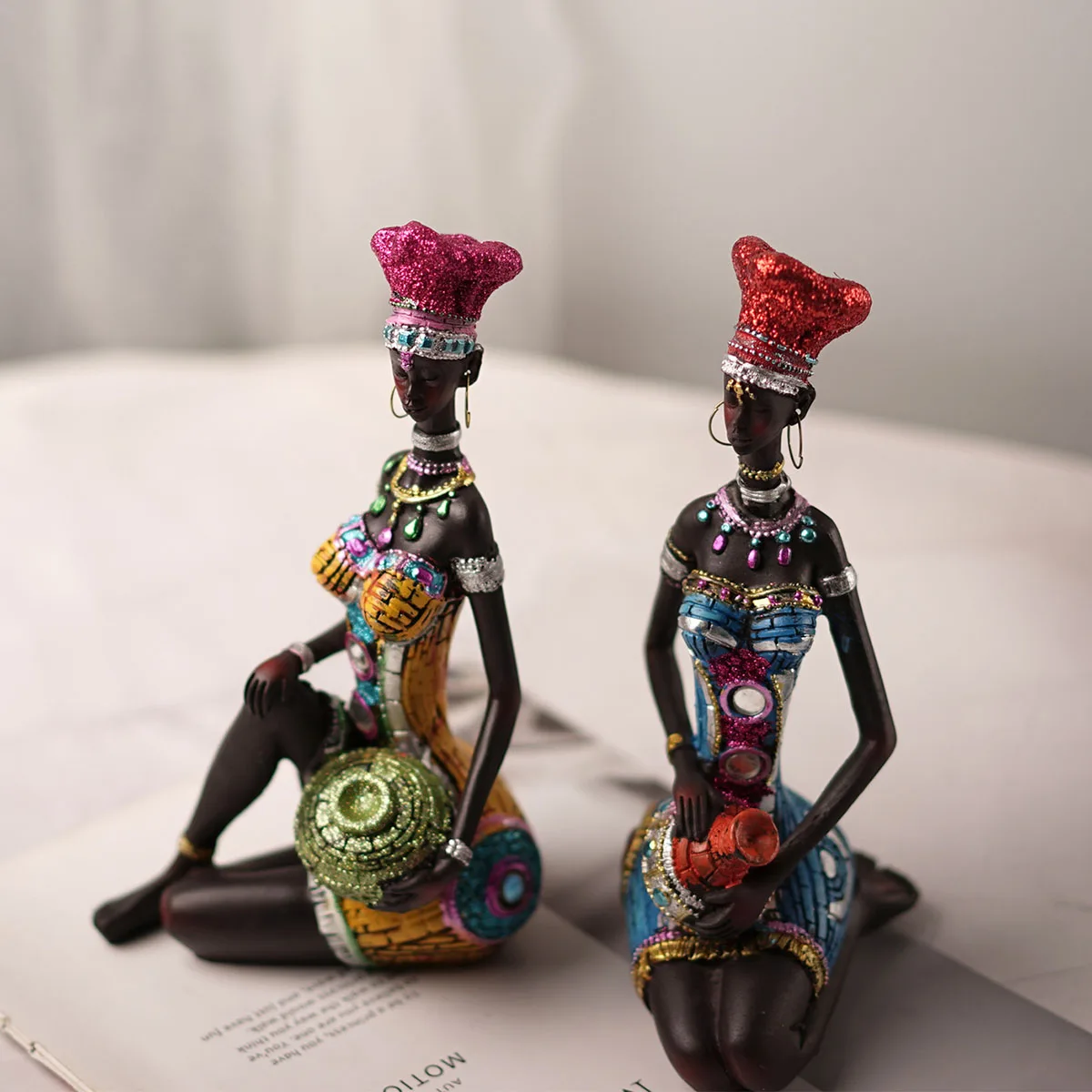 Resin Women Figurine Home Decor Statue Nordic Modern Art Sculpture for Living Room Table Bookshelf Shelf Office Desktop Ornament
Resin Women Figurine Home Decor Statue Nordic Modern Art Sculpture for Living Room Table Bookshelf Shelf Office Desktop Ornament