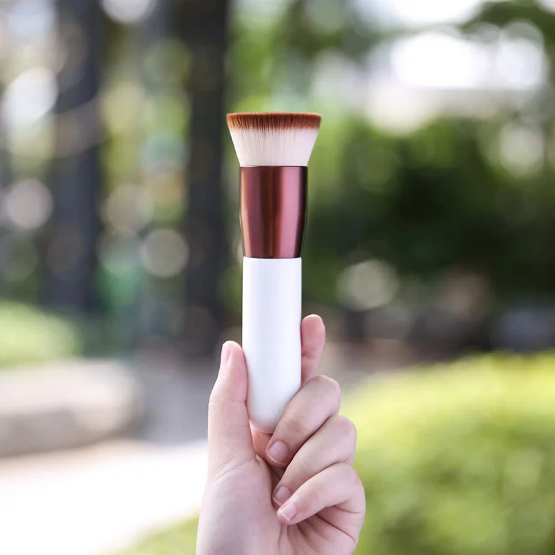 Flat Foundation Brush BBCream foundation with soft bristles Traceless Makeup Brush Makeup Tools
Flat Foundation Brush BBCream foundation with soft bristles Traceless Makeup Brush Makeup Tools