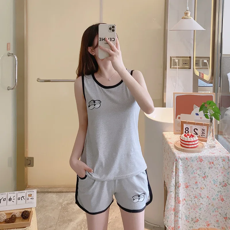 Summer Thin Cotton Sleepwear Vest with Pocket Women's Casual Sports Home Clothes Set Short Sleeve round Neck Two-Piece Set
Summer Thin Cotton Sleepwear Vest with Pocket Women's Casual Sports Home Clothes Set Short Sleeve round Neck Two-Piece Set