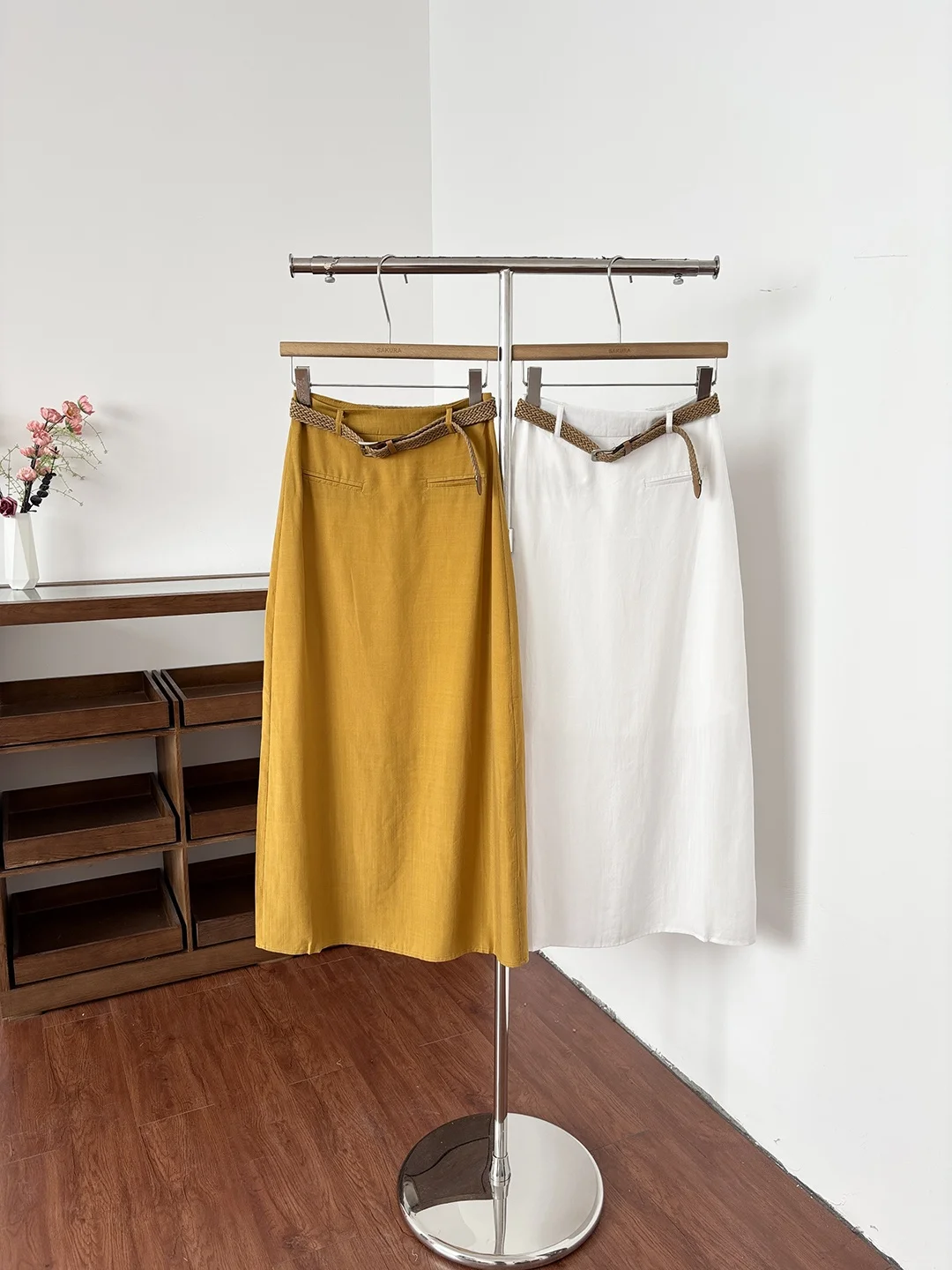 High Waist A-Line Midi Skirt Women's Summer Belted Slimming Small Size Drapey Midi Skirt Polyester Fiber High Waist Style
High Waist A-Line Midi Skirt Women's Summer Belted Slimming Small Size Drapey Midi Skirt Polyester Fiber High Waist Style