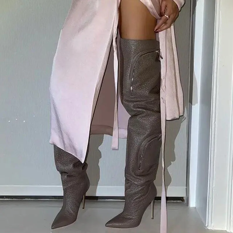 Arden Furtado New over the knee black boots for women stiletto heels fashion pointed toe Wide Calf thigh high boots for women
Arden Furtado New over the knee black boots for women stiletto heels fashion pointed toe Wide Calf thigh high boots for women