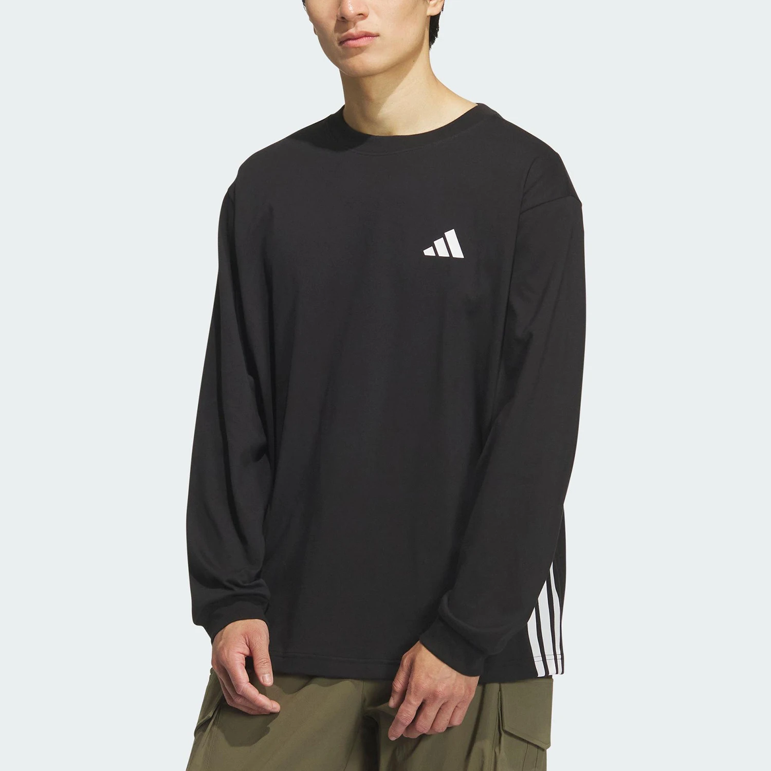 Оригинальная мужская футболка Adidas V LS TEE свободного кроя с длинными рукавами KF5186
Оригинальная мужская футболка Adidas V LS TEE свободного кроя с длинными рукавами KF5186