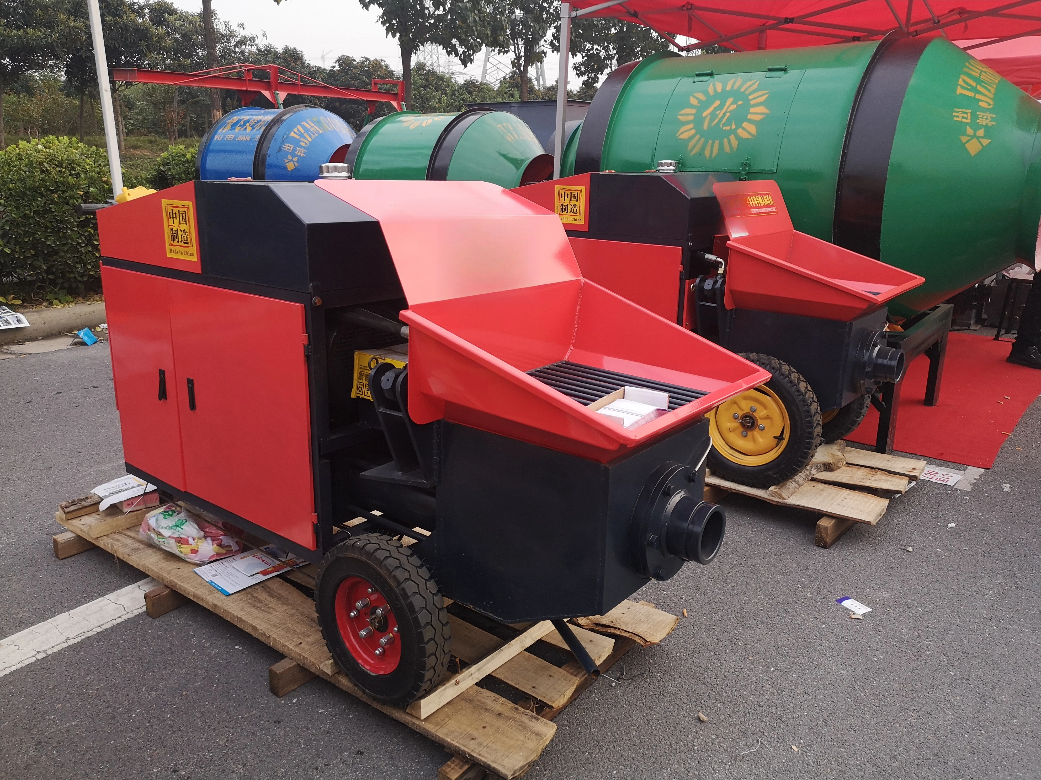 Concrete Pump Concrete Mixer and Pump Mini Concrete Pump for House and Road Construction Projects
Concrete Pump Concrete Mixer and Pump Mini Concrete Pump for House and Road Construction Projects