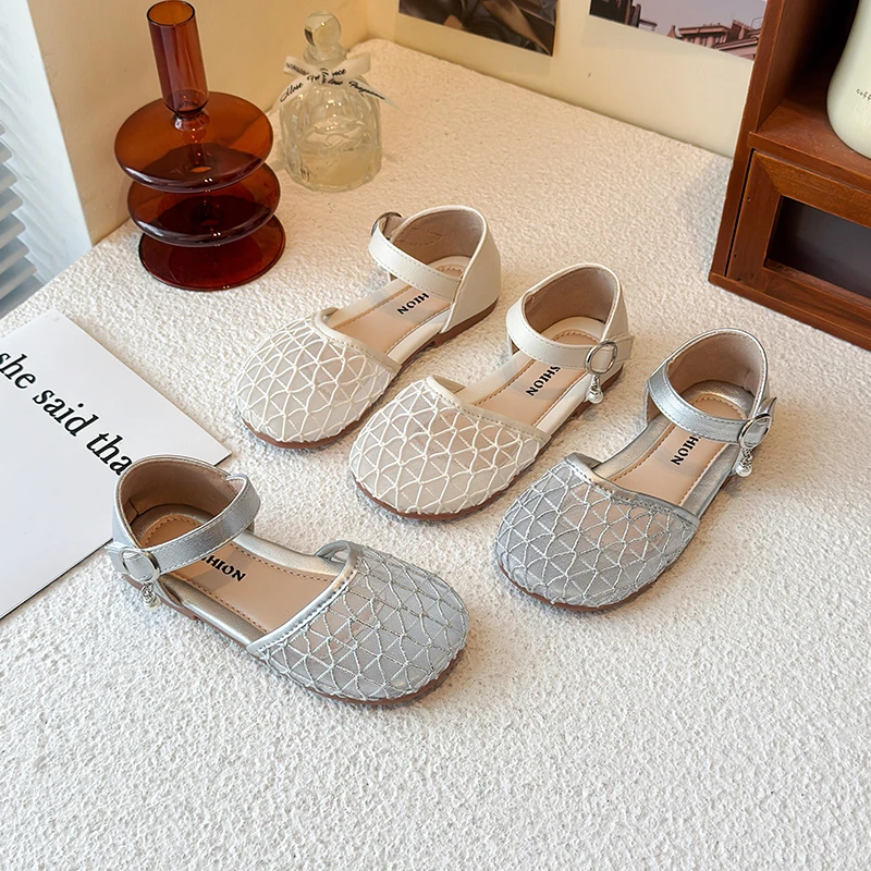 Girls Mesh Sandals Summer Trend Children's Fashion Princess Causal Shoes New Classic Kids Flat Beach Sandals Outdoor Versatile
Girls Mesh Sandals Summer Trend Children's Fashion Princess Causal Shoes New Classic Kids Flat Beach Sandals Outdoor Versatile