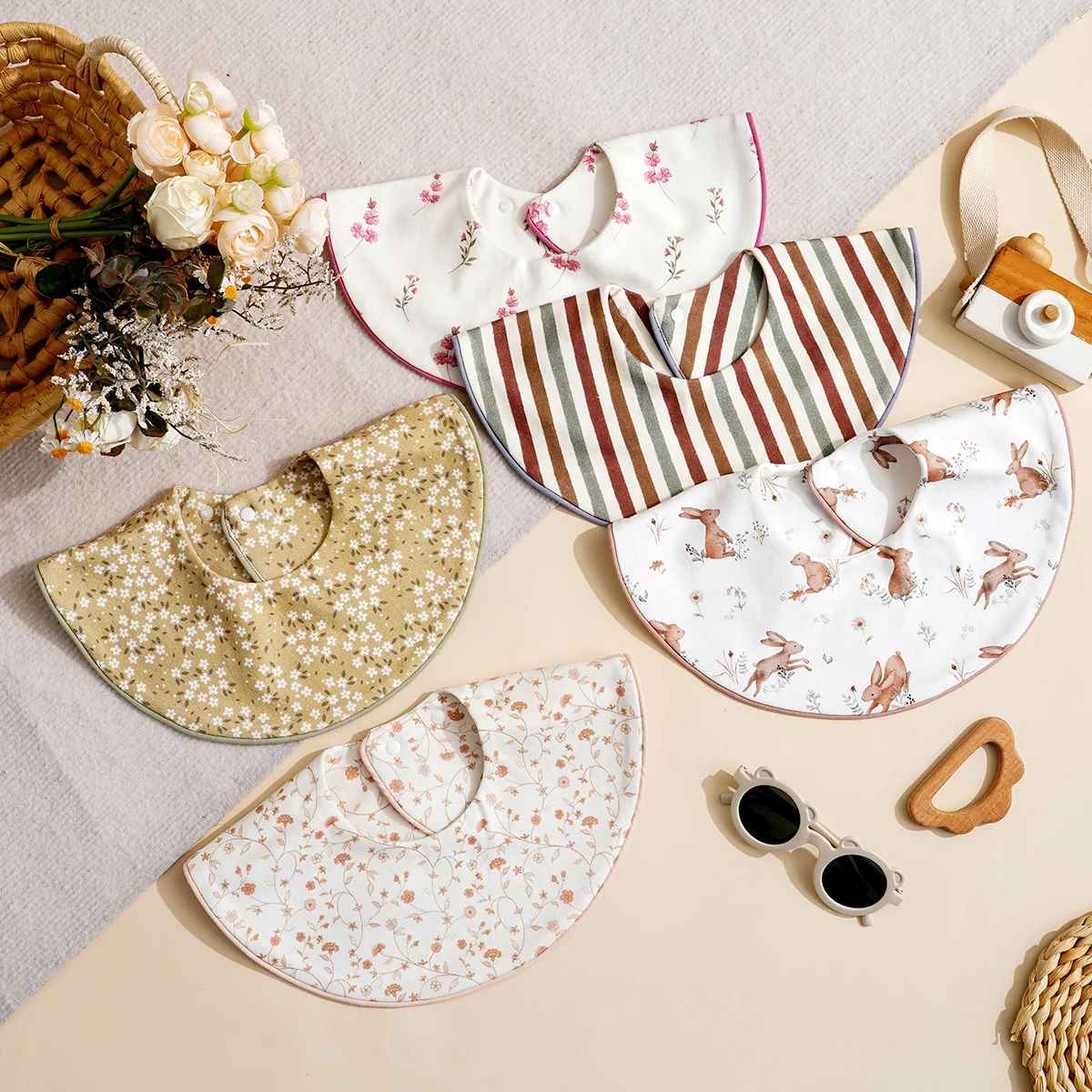 Elinfant 1pcs Baby Feeding Bib Infant Bib 100% Cotton Newborn Burp Cloths Bandana Scarf for Kids Boy Girls Feeding Saliva Towel
Elinfant 1pcs Baby Feeding Bib Infant Bib 100% Cotton Newborn Burp Cloths Bandana Scarf for Kids Boy Girls Feeding Saliva Towel