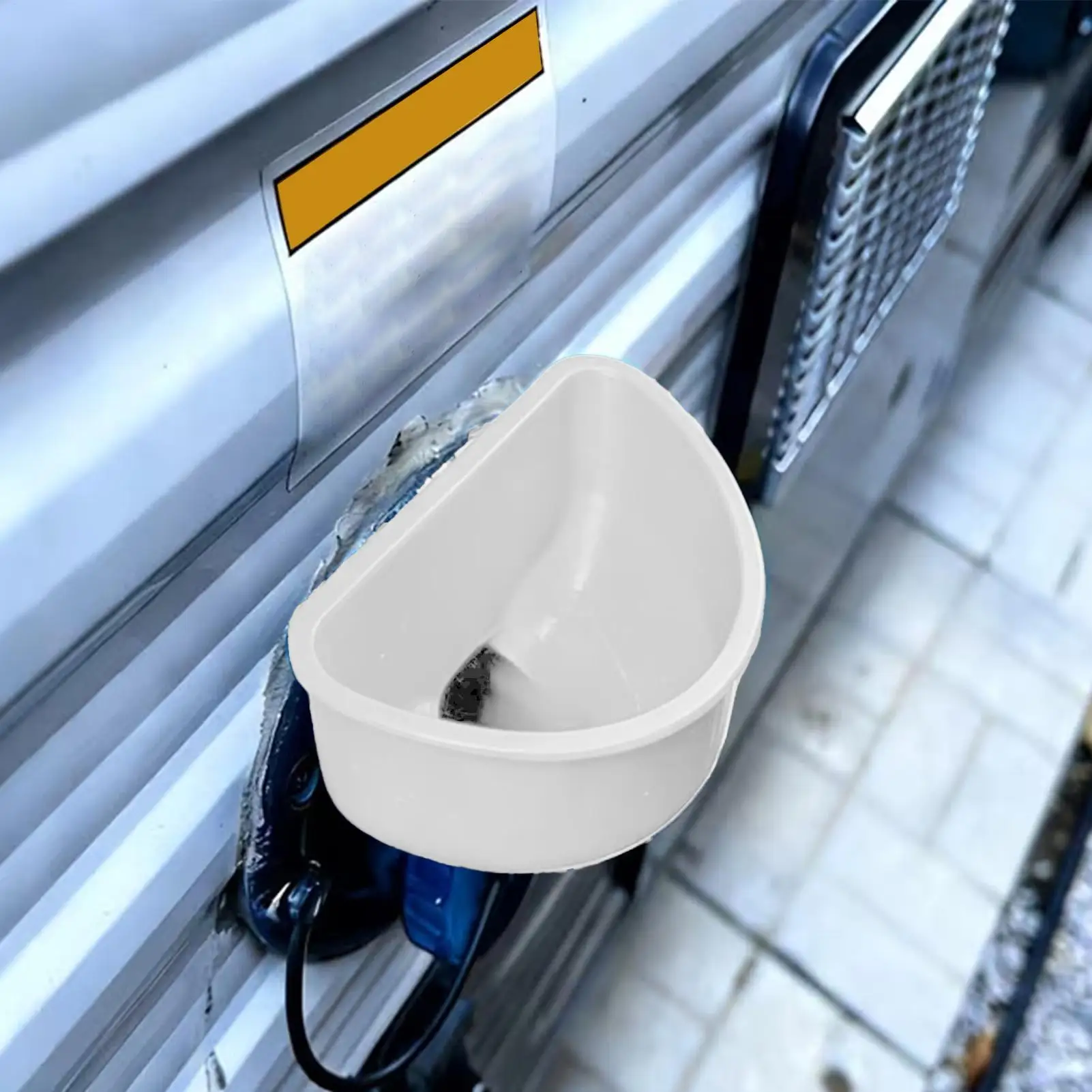 Wide Mouth RV Water Inlet Funnel Portable Filler RV Water Tank Fill Funnel For Trailer Van Motorhome Travel Camping Road Trip
Wide Mouth RV Water Inlet Funnel Portable Filler RV Water Tank Fill Funnel For Trailer Van Motorhome Travel Camping Road Trip