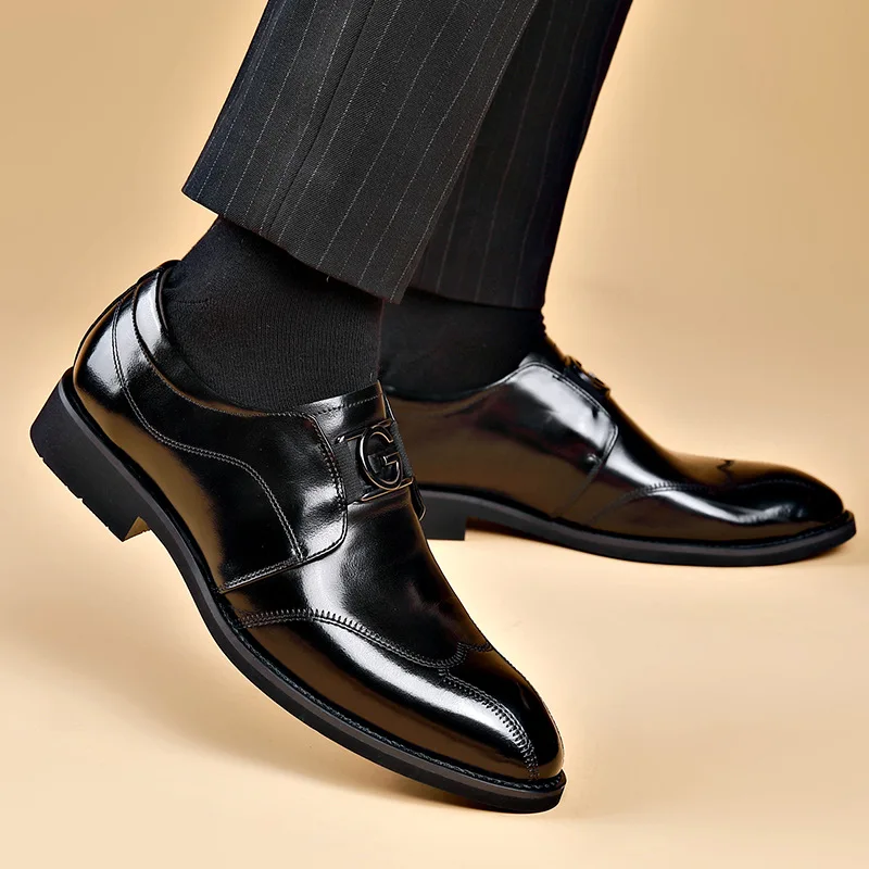 Men's shoes, leather shoes, business formal wear, non slip casual shoes, breathable and comfortable dress shoes for one foot
Men's shoes, leather shoes, business formal wear, non slip casual shoes, breathable and comfortable dress shoes for one foot