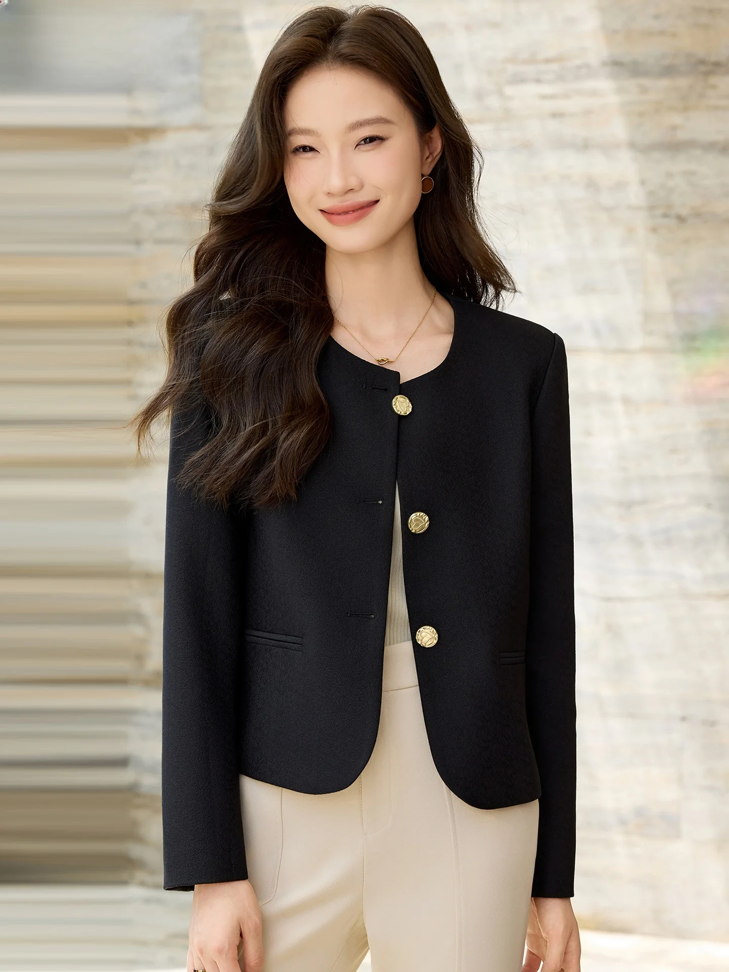 Black Short Suit Jacket Women's 2026 Autumn New Style Small Fragrance Style High Quality Ladies' Casual Fashion Top
Black Short Suit Jacket Women's 2026 Autumn New Style Small Fragrance Style High Quality Ladies' Casual Fashion Top