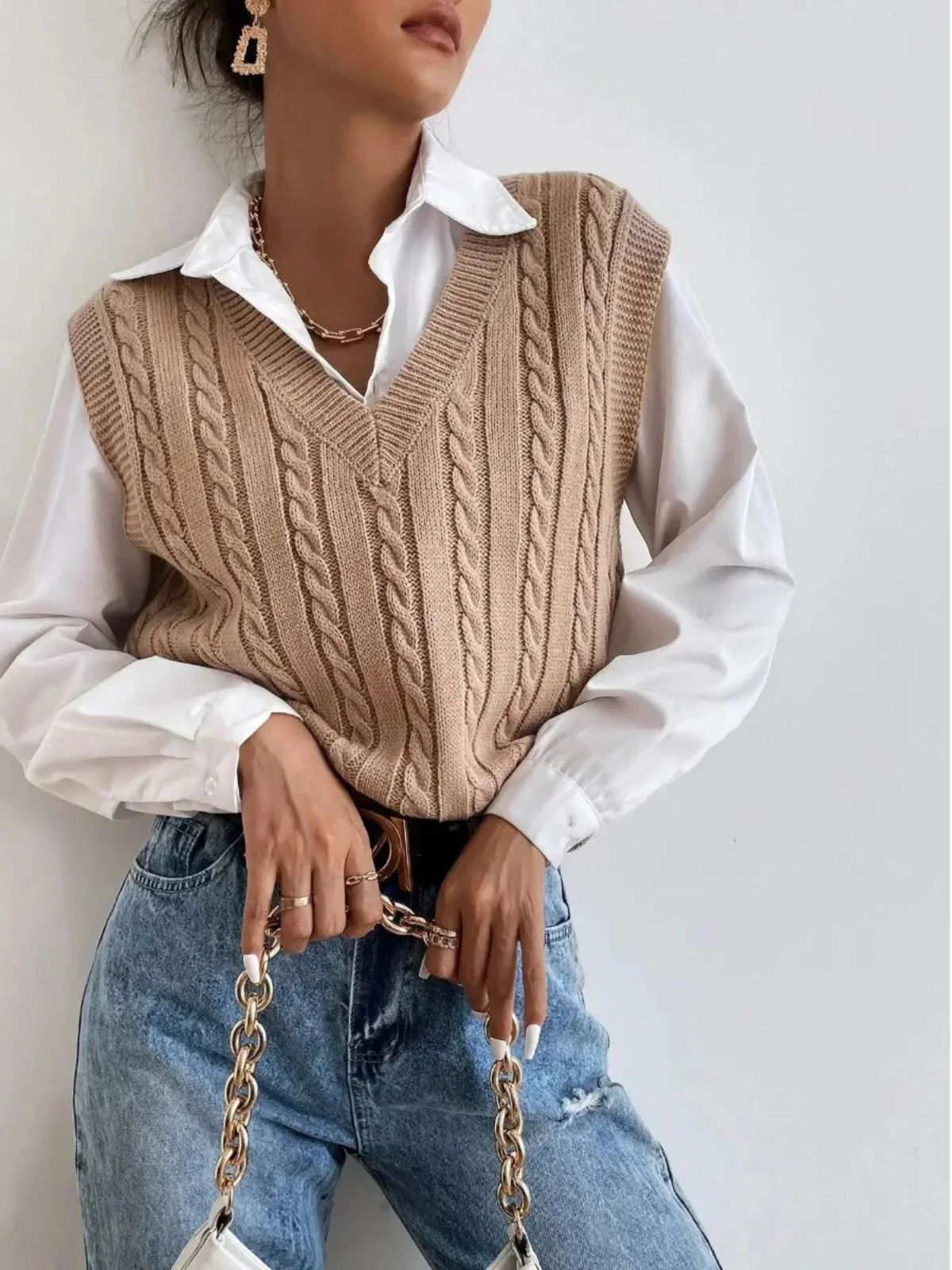 Свободный вязаный свитер Svel Pure Color Vest Street Sle V-Ne для молодых женщин, осенний сезон, брендовая бирка
Свободный вязаный свитер Svel Pure Color Vest Street Sle V-Ne для молодых женщин, осенний сезон, брендовая бирка