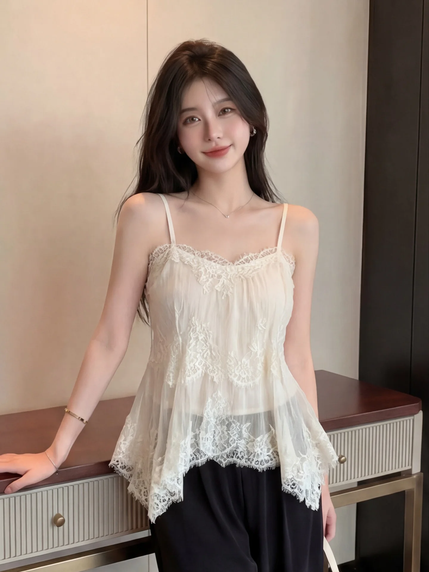 Korean Style Light Luxury Lace Trim Mesh Strap Women's Summer New Age Reduction Design Shoulder Exposure Chiffon Top
Korean Style Light Luxury Lace Trim Mesh Strap Women's Summer New Age Reduction Design Shoulder Exposure Chiffon Top