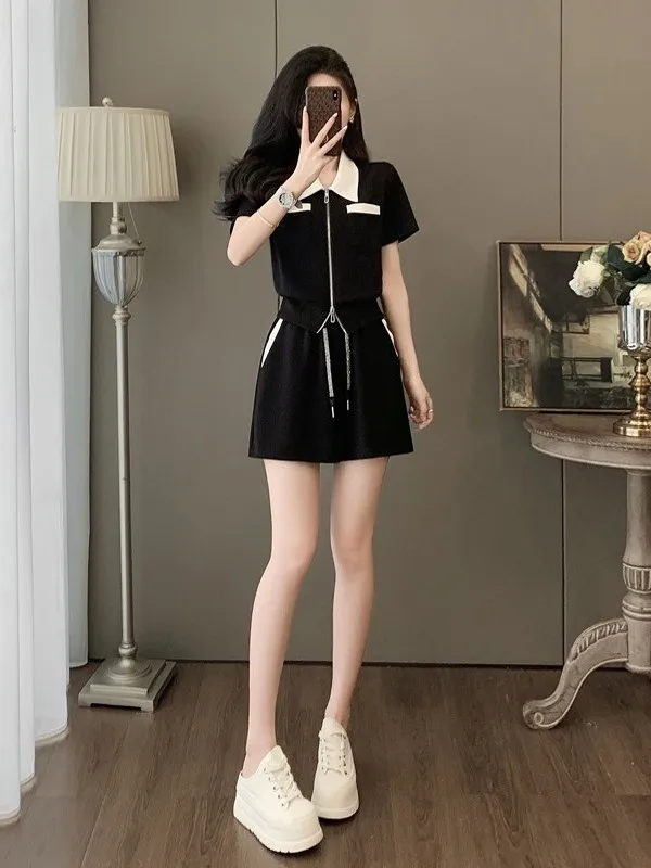 Slimming Black Sporty Casual Top Bottom Set Short Sleeve Women's Fashion 2026 Summer Size Comfortable Cotton Zipper
Slimming Black Sporty Casual Top Bottom Set Short Sleeve Women's Fashion 2026 Summer Size Comfortable Cotton Zipper