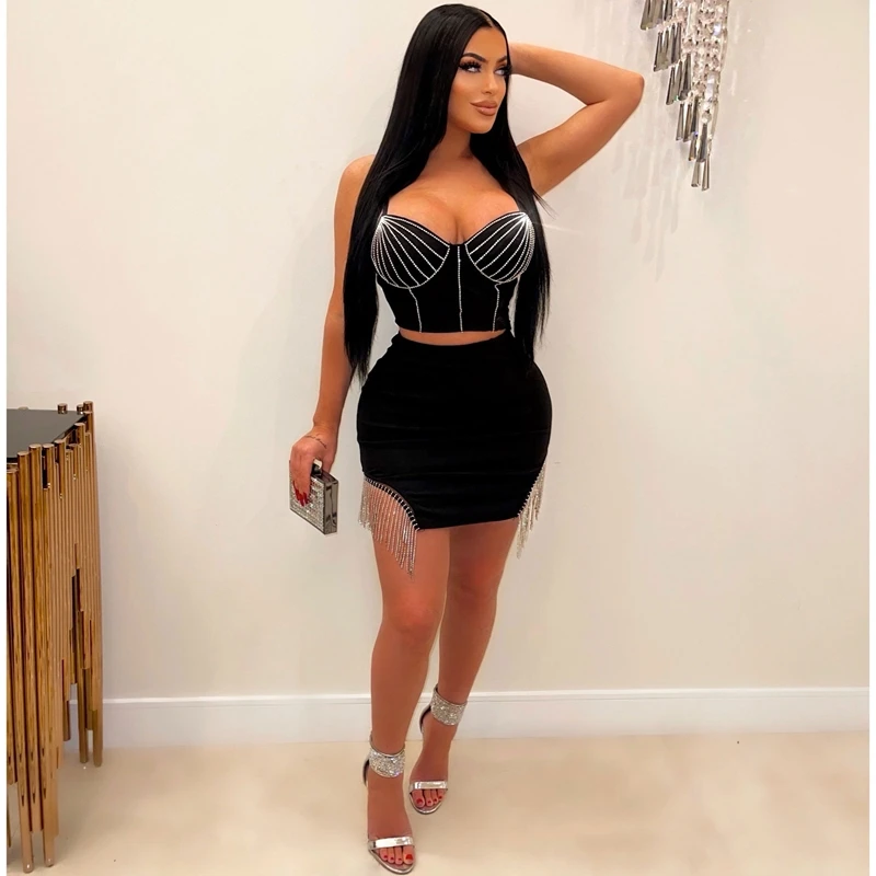 STYLISH LADY Diamonds Tassel 2 Piece Set Women Strap Crop Tops and Mini Skirts Suits 2023 Spring Sexy Club Party Outfits
STYLISH LADY Diamonds Tassel 2 Piece Set Women Strap Crop Tops and Mini Skirts Suits 2023 Spring Sexy Club Party Outfits