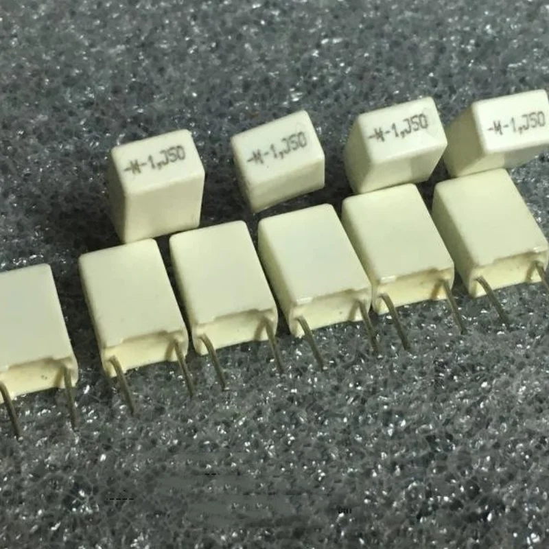 5PCS MALLORY 105J 1UF 50V fever audio coupling capacitor
5PCS MALLORY 105J 1UF 50V fever audio coupling capacitor