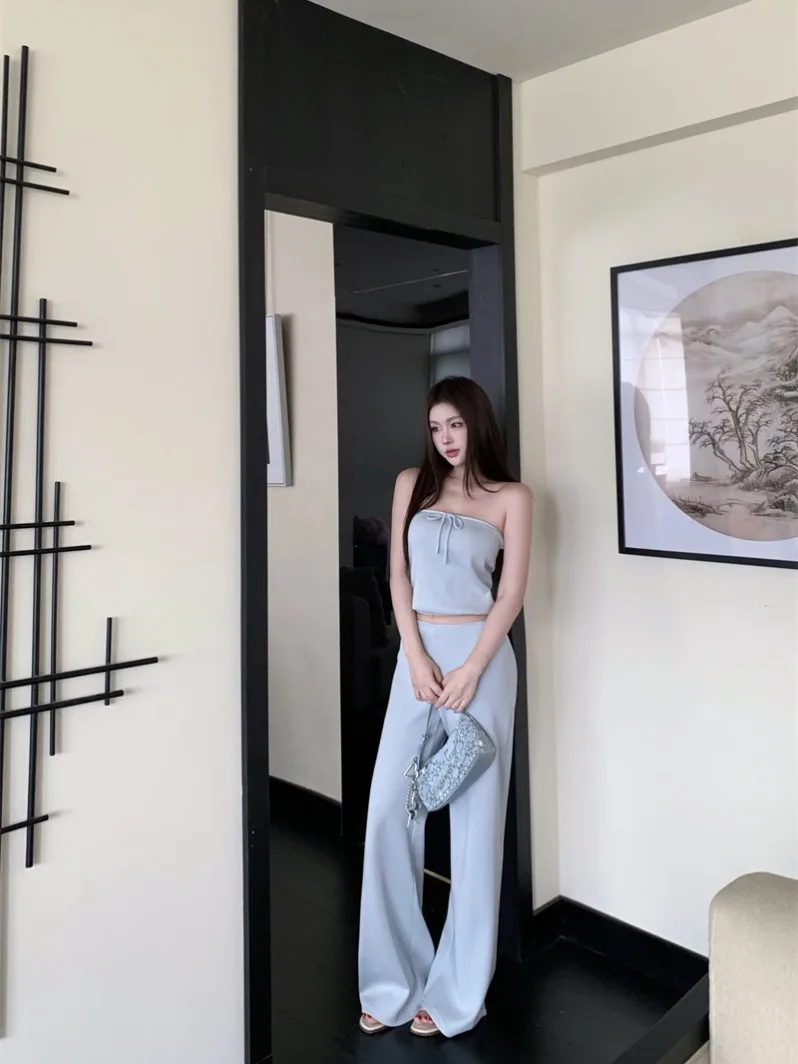 Summer Slim Fit Two-Piece Set Gentle Wind Short Top Women's High Waist Floor-Length Pants Casual Sporty Fashion Ensemble
Summer Slim Fit Two-Piece Set Gentle Wind Short Top Women's High Waist Floor-Length Pants Casual Sporty Fashion Ensemble