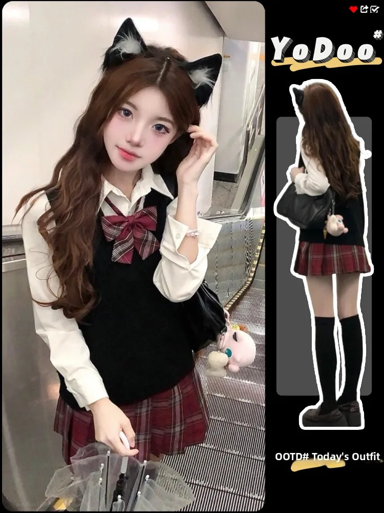 Pure Color JK Uniform Vest Women's Knitted Sweater School Style Top College Fashion Long Sleeve Shirt Low Waist Polyester
Pure Color JK Uniform Vest Women's Knitted Sweater School Style Top College Fashion Long Sleeve Shirt Low Waist Polyester