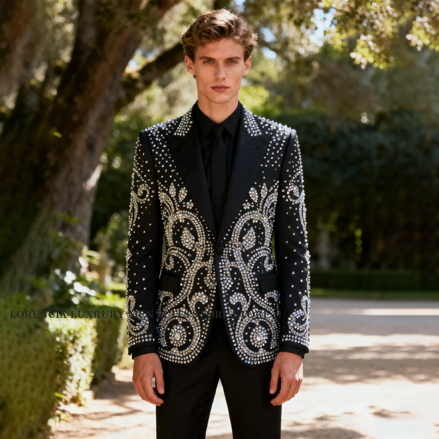 Элегантный мужской костюм с драгоценными камнями и бриллиантами, свадебные смокинги, комплекты из 2 предметов, однобортный мужской пиджак для жениха, индивидуальный облегающий костюм, Ropa hombre
Элегантный мужской костюм с драгоценными камнями и бриллиантами, свадебные смокинги, комплекты из 2 предметов, однобортный мужской пиджак для жениха, индивидуальный облегающий костюм, Ropa hombre