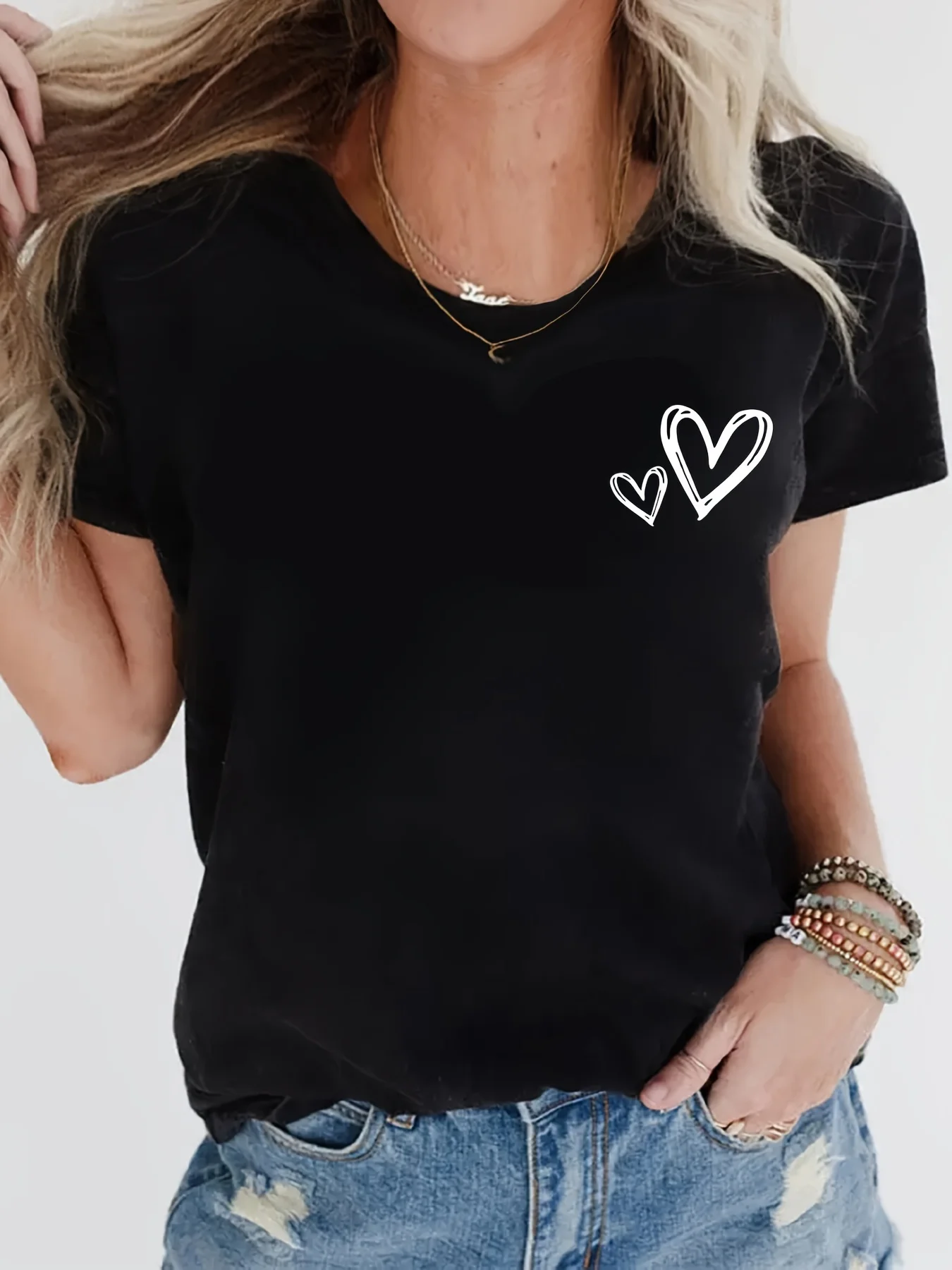 Fabric with White Hearts Fit Round Neck Summer Sports Casual Attire Women's Casual Sleeve T-Shirt Breathable Aesthetic Clothes
Fabric with White Hearts Fit Round Neck Summer Sports Casual Attire Women's Casual Sleeve T-Shirt Breathable Aesthetic Clothes