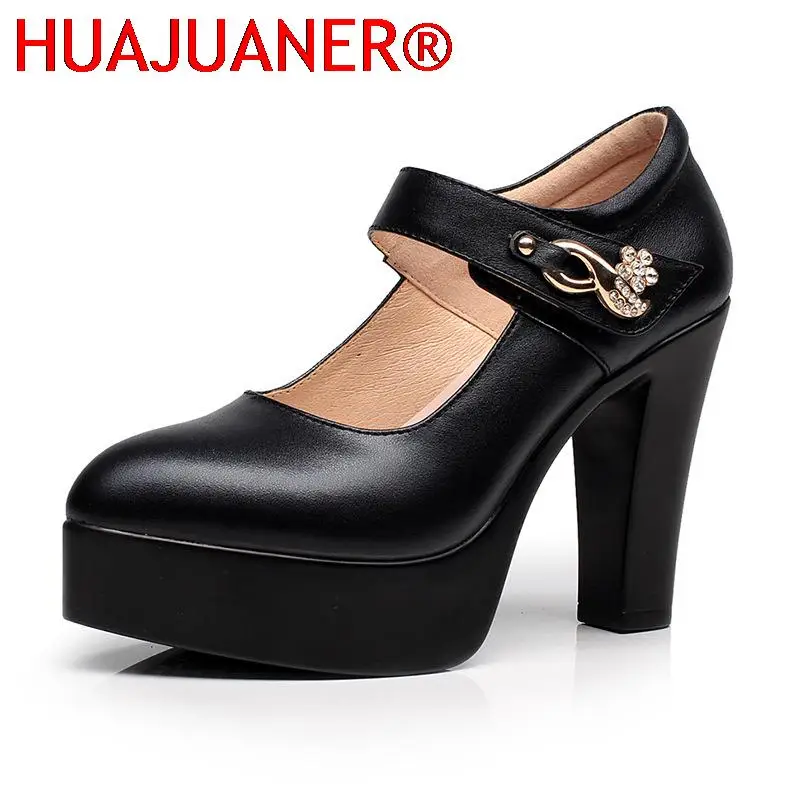 Ladies Gold White Sliver Pumps Wedding Bridesmaid Shoes Thick High Heels Platform Catwalk Ankle Buckle Big Size For Women
Ladies Gold White Sliver Pumps Wedding Bridesmaid Shoes Thick High Heels Platform Catwalk Ankle Buckle Big Size For Women