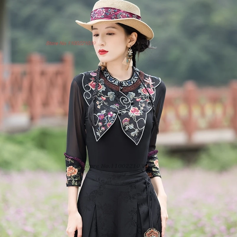 2025 chinese ethnic shawl cape national flower embroidery satin cloak cape retro accessories oriental vintage sleeveless jacket
2025 chinese ethnic shawl cape national flower embroidery satin cloak cape retro accessories oriental vintage sleeveless jacket