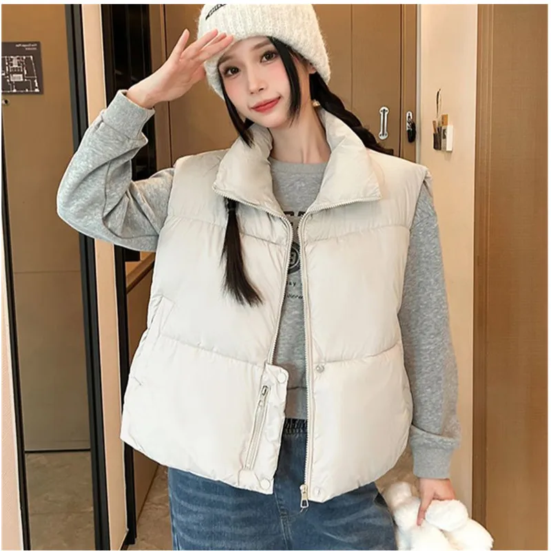 Women's Short Cotton Vest 2025 Autumn Winter Stand Collar Solid Casual Female Cotton Waistcoat Loose Versatile Ladies Jacket
Women's Short Cotton Vest 2025 Autumn Winter Stand Collar Solid Casual Female Cotton Waistcoat Loose Versatile Ladies Jacket