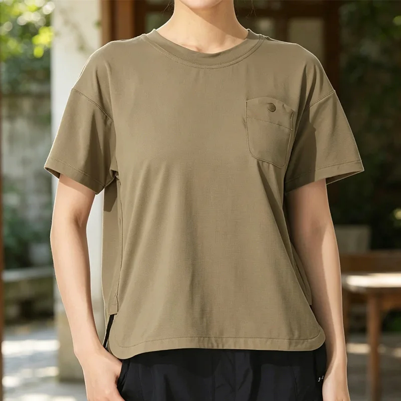 Under Armour Women's Breathable Short-Sleeved Summer New Style Running Sports Casual Round Neck T-Shirt 6006015-251
Under Armour Women's Breathable Short-Sleeved Summer New Style Running Sports Casual Round Neck T-Shirt 6006015-251