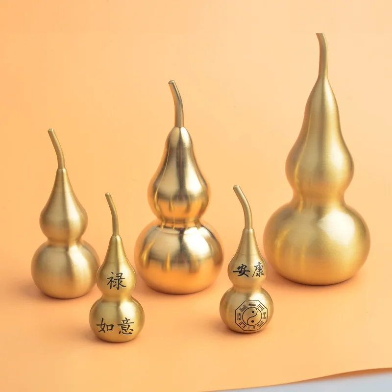 Hollow Gourd Ornaments, Pointed Mouth Brass Gourd, Household Long Handle Head, Opening and Opening Cover, Feng Shui Copper Metal
Hollow Gourd Ornaments, Pointed Mouth Brass Gourd, Household Long Handle Head, Opening and Opening Cover, Feng Shui Copper Metal