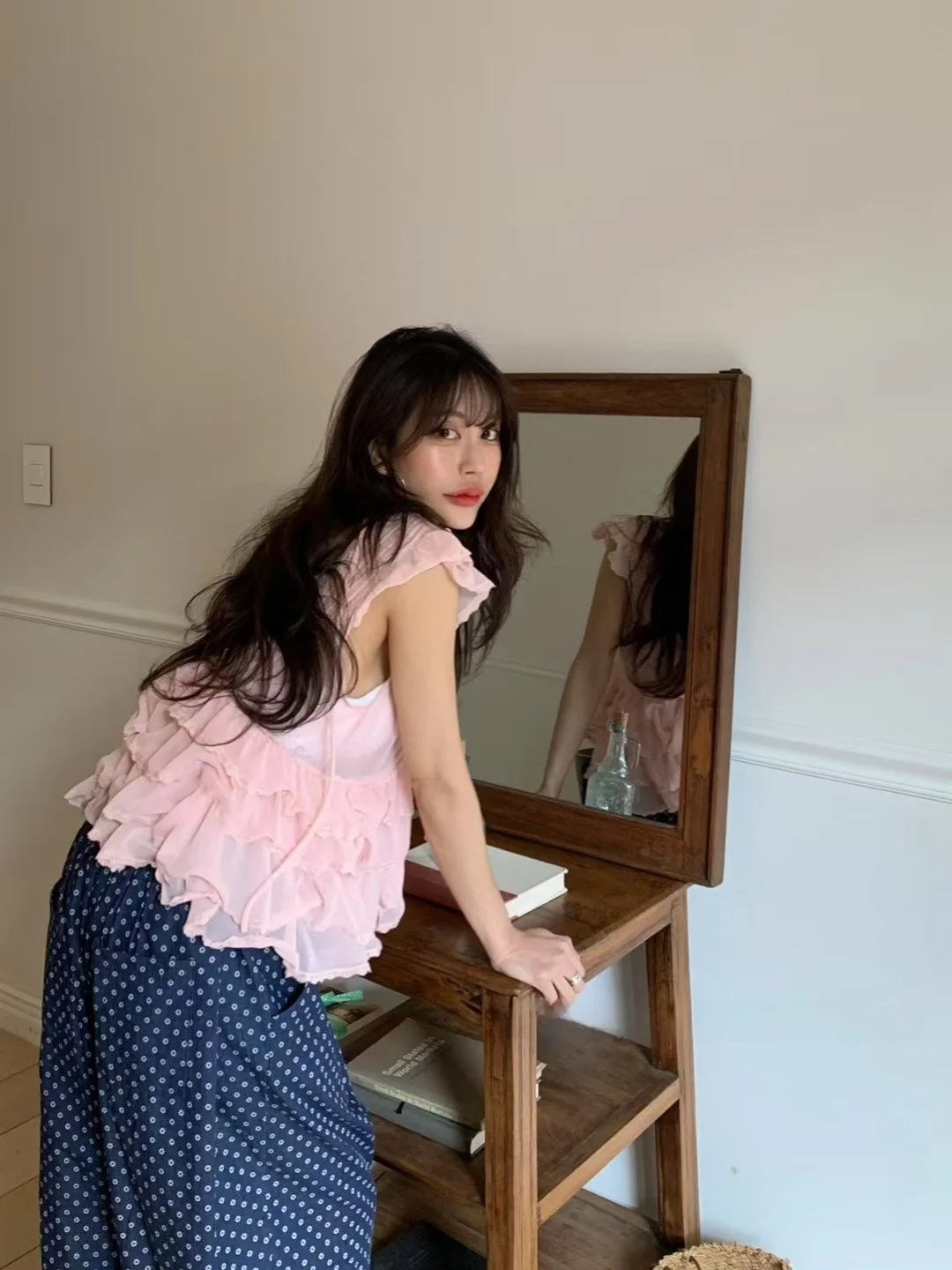 Spring Summer New Sle Ins V-ne Heavy Work Svel Lace Trim Irregular Top Women's Premium irt Polyester Fiber 00%
Spring Summer New Sle Ins V-ne Heavy Work Svel Lace Trim Irregular Top Women's Premium irt Polyester Fiber 00%