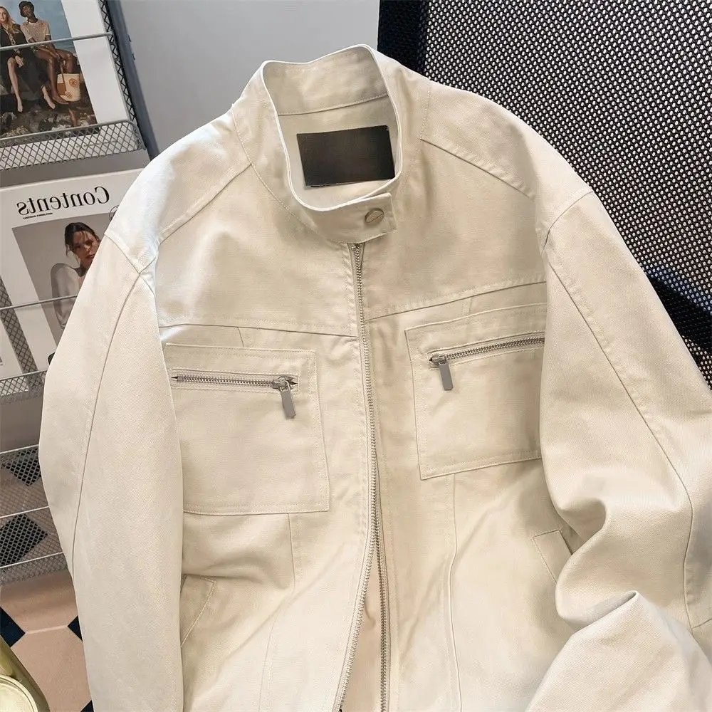 Ретро ort Twill Jaet, мужская и женская высококачественная рабочая одежда Cleanfit, воротник-стойка, бейсбол, модная брендовая молния, украшенная
Ретро ort Twill Jaet, мужская и женская высококачественная рабочая одежда Cleanfit, воротник-стойка, бейсбол, модная брендовая молния, украшенная