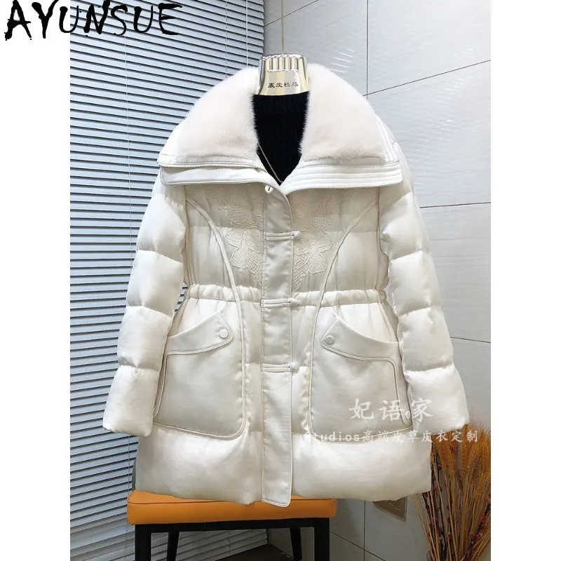 AYUNSUE Women's Goose Down Jackets Fashion Embroidered Women Winter Coats Warm Mink Fur Collar Outerwears Woman Clothes Casaco
AYUNSUE Women's Goose Down Jackets Fashion Embroidered Women Winter Coats Warm Mink Fur Collar Outerwears Woman Clothes Casaco