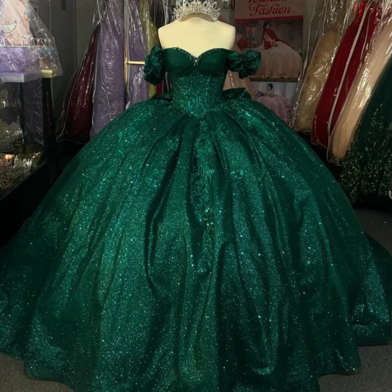 Blackish Green Shiny Quinceanera Dresses Ball Gown Off The Shoulder Applique Lace Beads Tull Party Birthday Sweet 16 Vestidos 15
Blackish Green Shiny Quinceanera Dresses Ball Gown Off The Shoulder Applique Lace Beads Tull Party Birthday Sweet 16 Vestidos 15