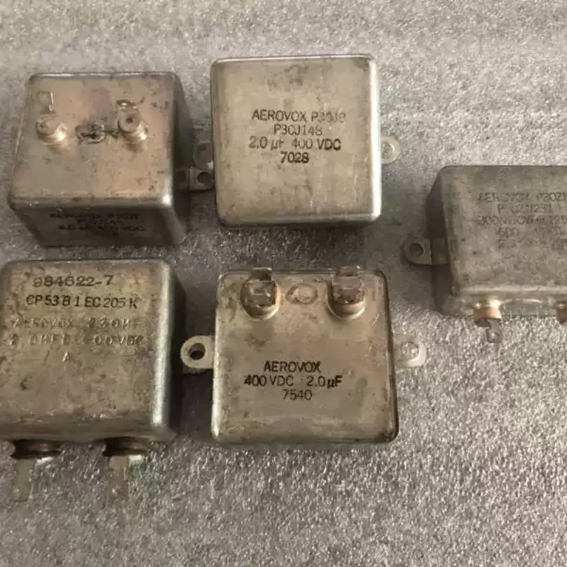 Антикварный американский AEROVOX 2 мкФ 200 В 600 В лихорадка желчный пузырь машина соединенный делитель масляный погружной конденсатор
Антикварный американский AEROVOX 2 мкФ 200 В 600 В лихорадка желчный пузырь машина соединенный делитель масляный погружной конденсатор