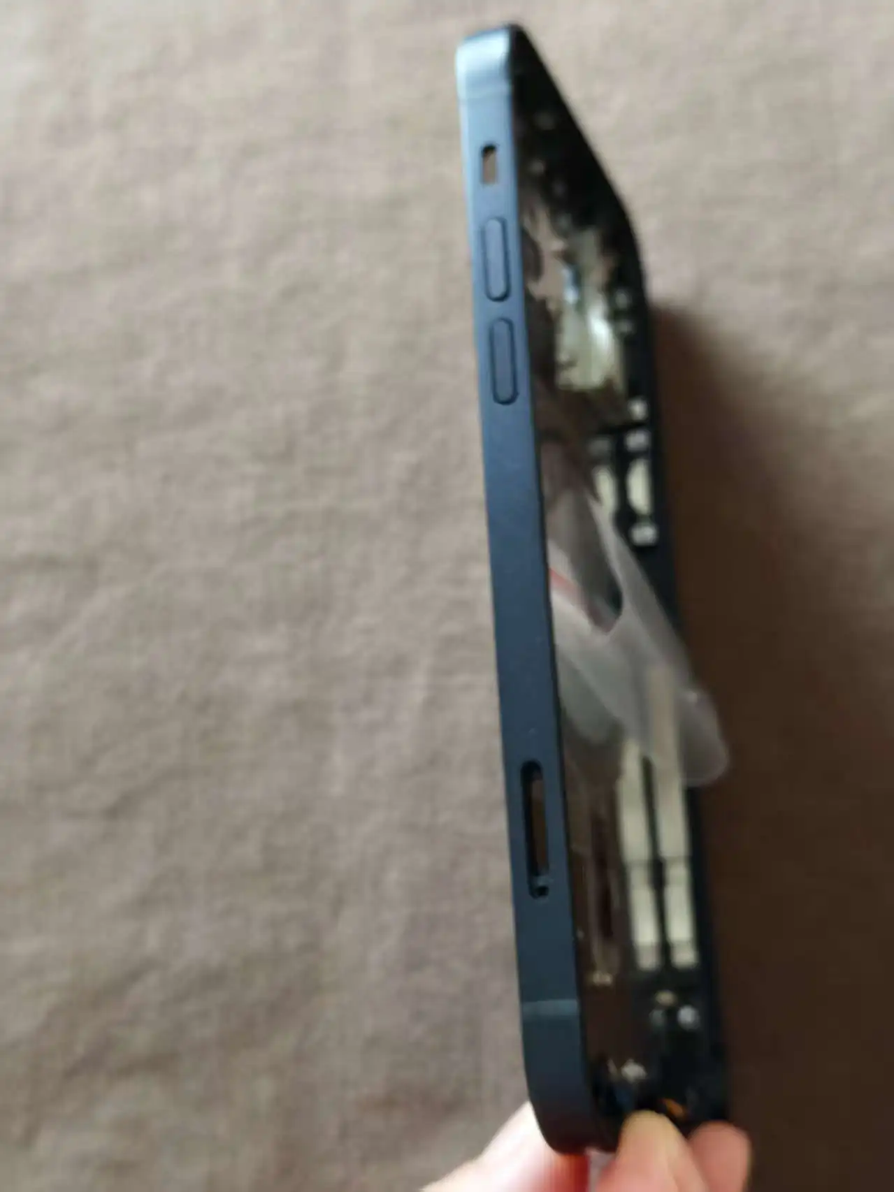 Whole sale 12 frame for 12 us 5G with back glass,with button and sim tray, with mesh and magnet#Color:12 5Gline
Whole sale 12 frame for 12 us 5G with back glass,with button and sim tray, with mesh and magnet#Color:12 5Gline
