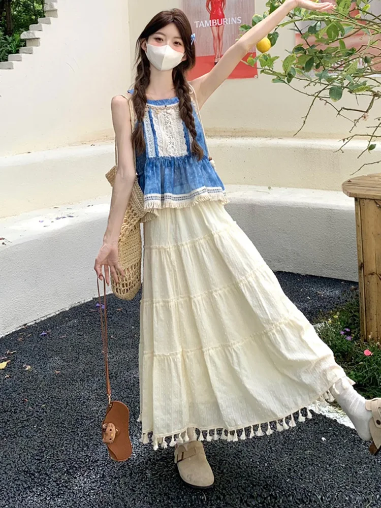 Bohemian Style Summer Fashion Set Short Sleeve Comfortable Cotton Vest And High Waist Skirt Two-Piece Suit Vacation Beach Look
Bohemian Style Summer Fashion Set Short Sleeve Comfortable Cotton Vest And High Waist Skirt Two-Piece Suit Vacation Beach Look