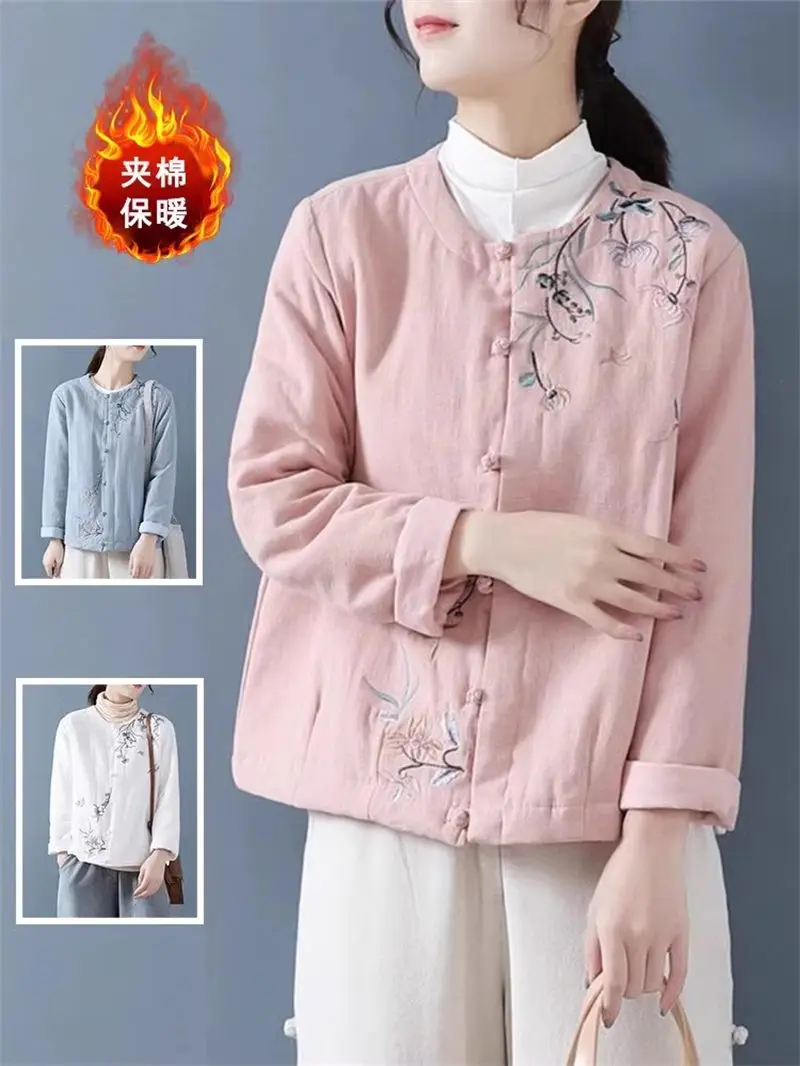 New Women's Autumn And Winter Cotton Clothes Chinese Style Retro Pan Button Embroidered Coat Single Breasted Quilted Tops Z4077
New Women's Autumn And Winter Cotton Clothes Chinese Style Retro Pan Button Embroidered Coat Single Breasted Quilted Tops Z4077