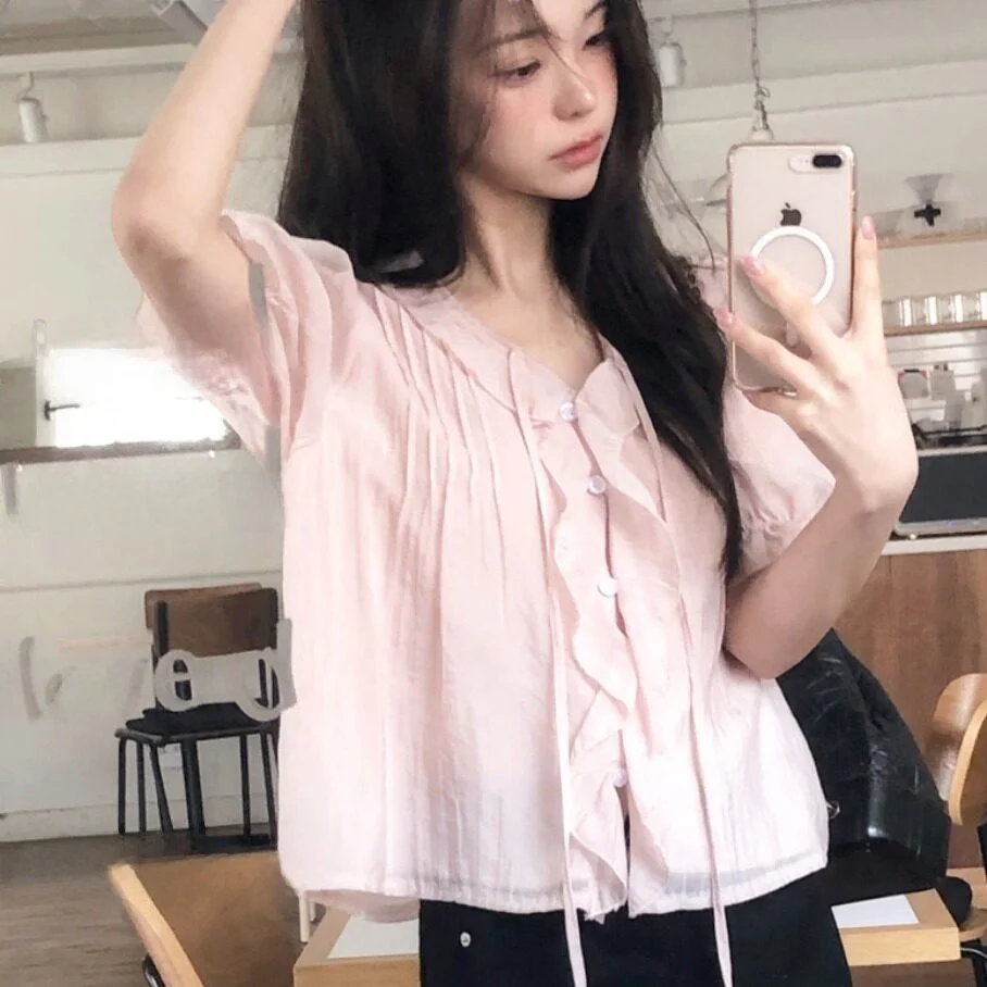 Sweet Romantic Anti-Aging Pleated Short Sleeve Shirt Women's Wave Collar Double Layered Transparent Belt Casual Loose Fit Summer
Sweet Romantic Anti-Aging Pleated Short Sleeve Shirt Women's Wave Collar Double Layered Transparent Belt Casual Loose Fit Summer