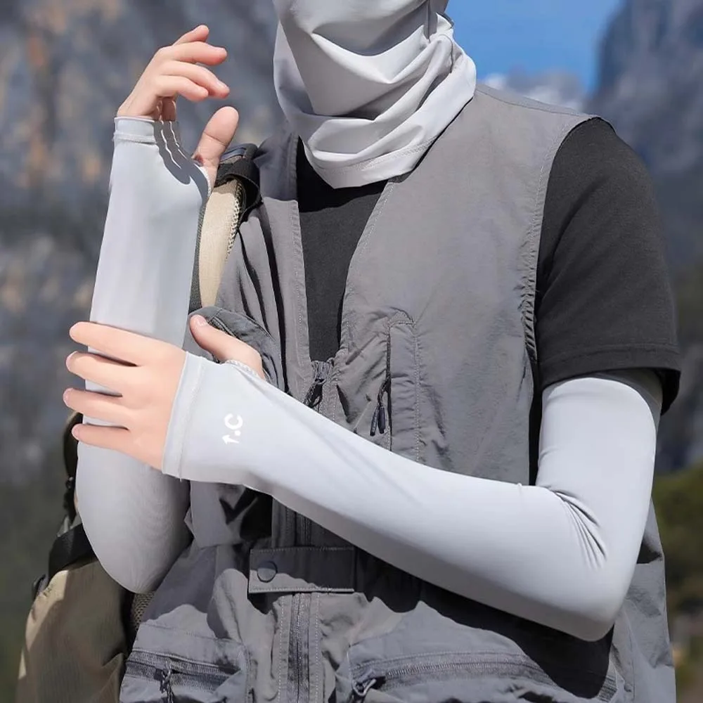 3pcs/set Breathable Ice Silk Mask Quick Drying UPF50+ Ice Silk Sunscreen Sleeves Elastic Face Shield Sunshade Arm Cover
3pcs/set Breathable Ice Silk Mask Quick Drying UPF50+ Ice Silk Sunscreen Sleeves Elastic Face Shield Sunshade Arm Cover