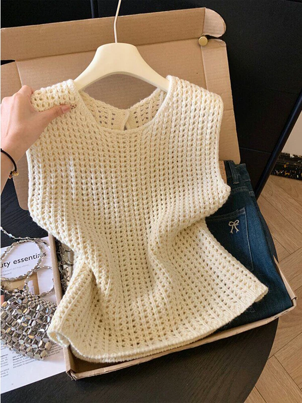 Korean Style Hollow out Knitted Vest Women's Fashion Layering Tank Top Sleeveless Sweater Girl's Standard Fit round Neck Spring
Korean Style Hollow out Knitted Vest Women's Fashion Layering Tank Top Sleeveless Sweater Girl's Standard Fit round Neck Spring