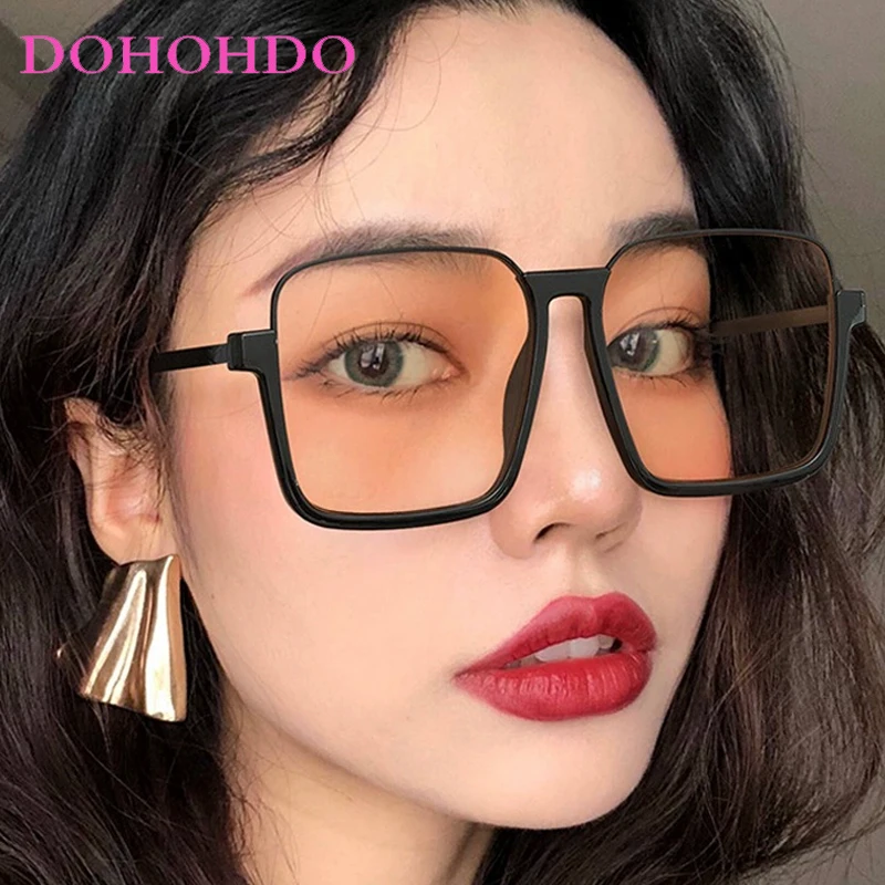 Vintage Oversized Frame Metal Leg Square Women Sunglasses Luxury Designer Men Sun Glasses Driving Travel Trendy Eyewear UV400
Vintage Oversized Frame Metal Leg Square Women Sunglasses Luxury Designer Men Sun Glasses Driving Travel Trendy Eyewear UV400