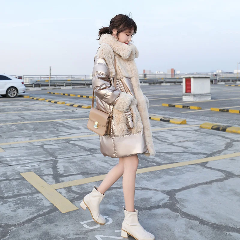 Winter Stitching Women Fur Jacket Female Warm Parka Champagne Gold Glossy White Duck Down Coats Ladies Korean Coat Jackets
Winter Stitching Women Fur Jacket Female Warm Parka Champagne Gold Glossy White Duck Down Coats Ladies Korean Coat Jackets