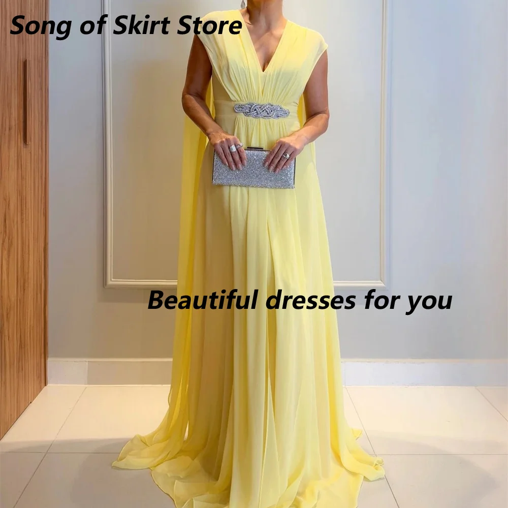Elegant Yellow Chiffon Mother of The Bride Dresses Customized V-Neck Beaded Pleat A Line Floor Length Evening Dress for Wedding
Elegant Yellow Chiffon Mother of The Bride Dresses Customized V-Neck Beaded Pleat A Line Floor Length Evening Dress for Wedding
