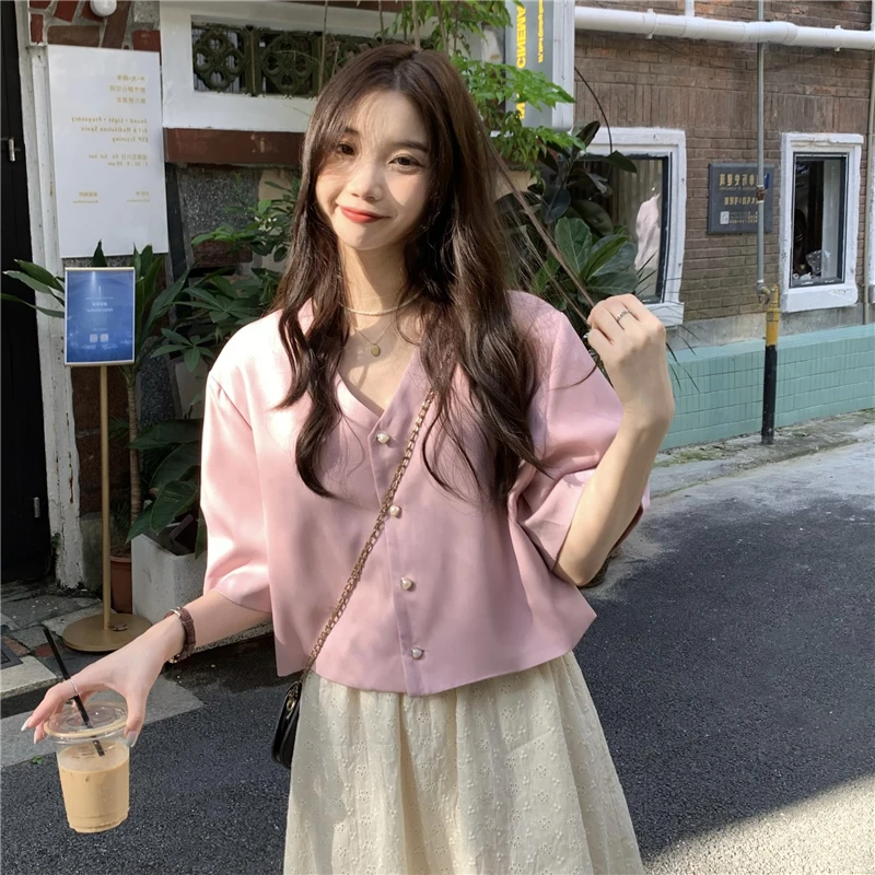 Chic Sweet Pink Heart Button Short Sleeve Shirt And Lace Skirt Set High Waist A-Line Style Summer Fashion Women's Outfit
Chic Sweet Pink Heart Button Short Sleeve Shirt And Lace Skirt Set High Waist A-Line Style Summer Fashion Women's Outfit