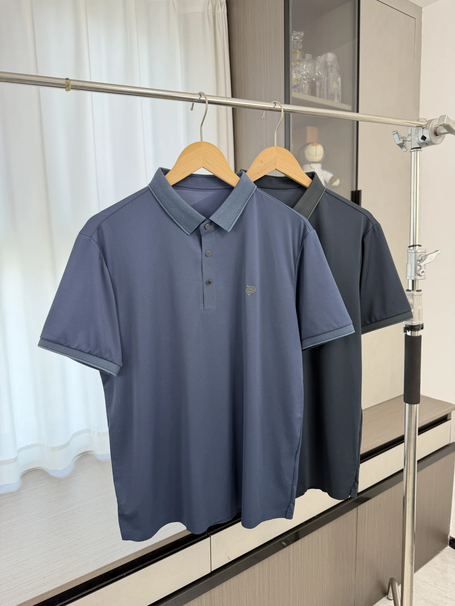 Comfortable Short Sleeve Shirt Men's Business Casual Versatile Stylish Urban Fashion Breathable Standard Fit Summer Top
Comfortable Short Sleeve Shirt Men's Business Casual Versatile Stylish Urban Fashion Breathable Standard Fit Summer Top