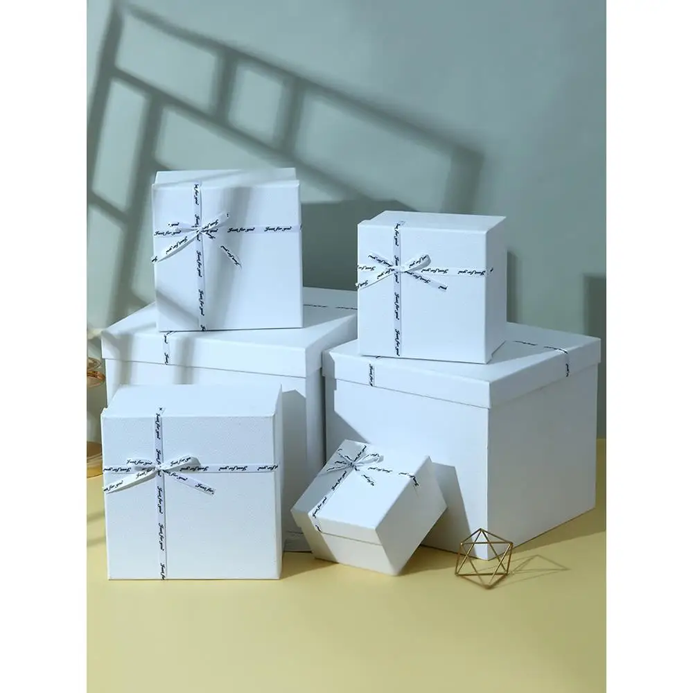 Large Birthday Gift Box Handheld Square Emp Paaging Box Pure Color Premium Souvenir Box Wedding Celebration Supplies
Large Birthday Gift Box Handheld Square Emp Paaging Box Pure Color Premium Souvenir Box Wedding Celebration Supplies