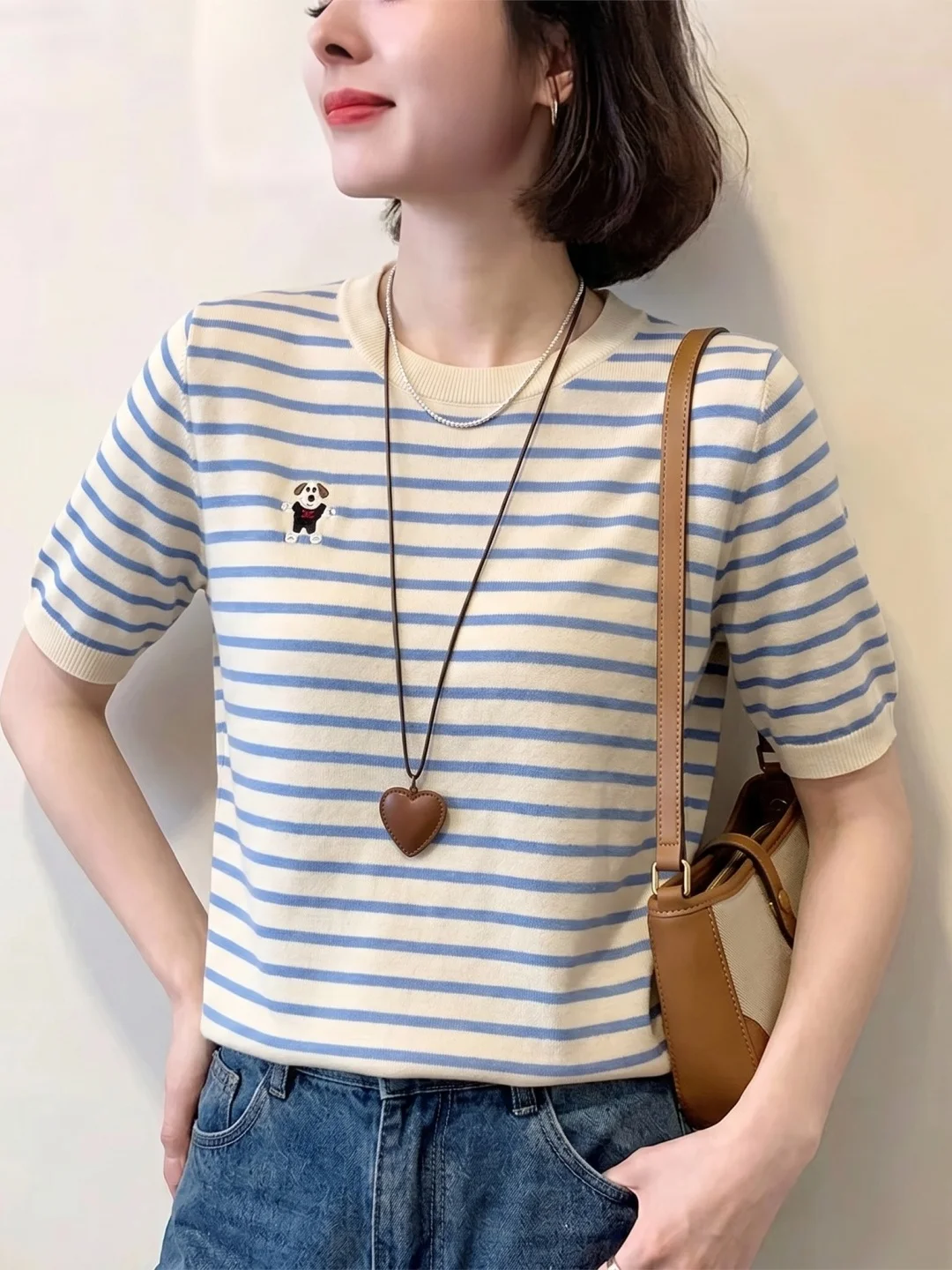 Fashionable Striped Short Sleeve Knitted T-Shirt Soft round Neck Top for Women Summer Lazy Style Korean Version Straight Cut
Fashionable Striped Short Sleeve Knitted T-Shirt Soft round Neck Top for Women Summer Lazy Style Korean Version Straight Cut