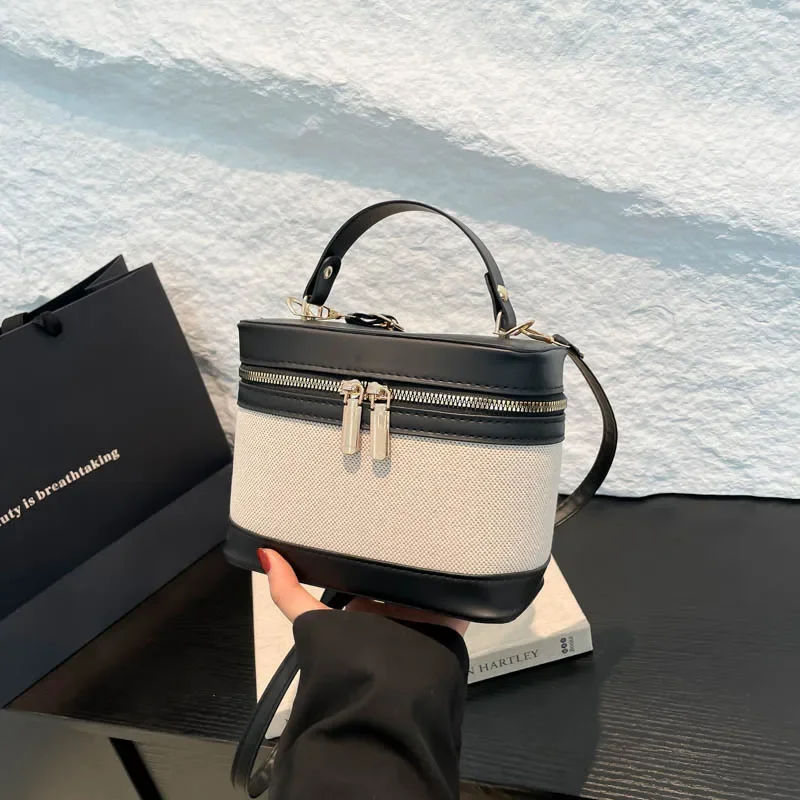 2025 SS Leopard Print Bucket Bag, Multi-Way Convertible Crossbody & Shoulder Purse for Women, Spacious Day to Night Tote
2025 SS Leopard Print Bucket Bag, Multi-Way Convertible Crossbody & Shoulder Purse for Women, Spacious Day to Night Tote