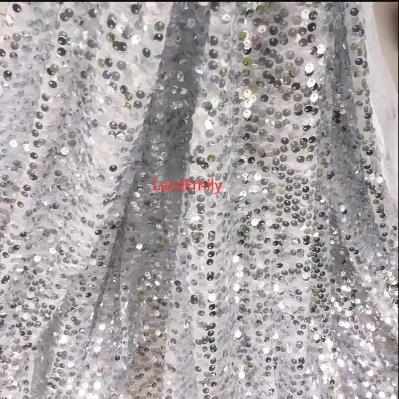 Черная, серебряная, золотая блестка, вышитая кружевная ткань, круглая ткань с блестками 6 мм, свадебное платье, праздничное платье, свадебное украшение
Черная, серебряная, золотая блестка, вышитая кружевная ткань, круглая ткань с блестками 6 мм, свадебное платье, праздничное платье, свадебное украшение