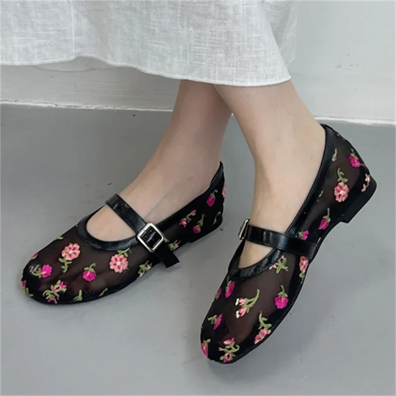 Women's Beige Sheer Mesh Floral Embroidery Mary Jane Flats,Single Strap Buckle Square Toe Sweet Cottagecore DailyCasual Footwear
Women's Beige Sheer Mesh Floral Embroidery Mary Jane Flats,Single Strap Buckle Square Toe Sweet Cottagecore DailyCasual Footwear